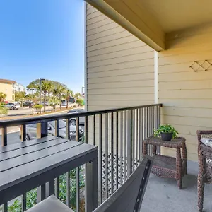 Hilton Head Pool Bar And Access Apartment